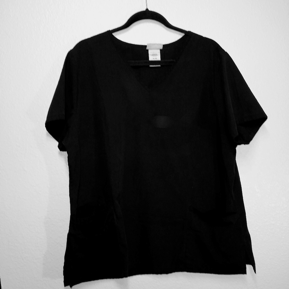 Black Scrub Top by SB, Polyester/Cotton, XL